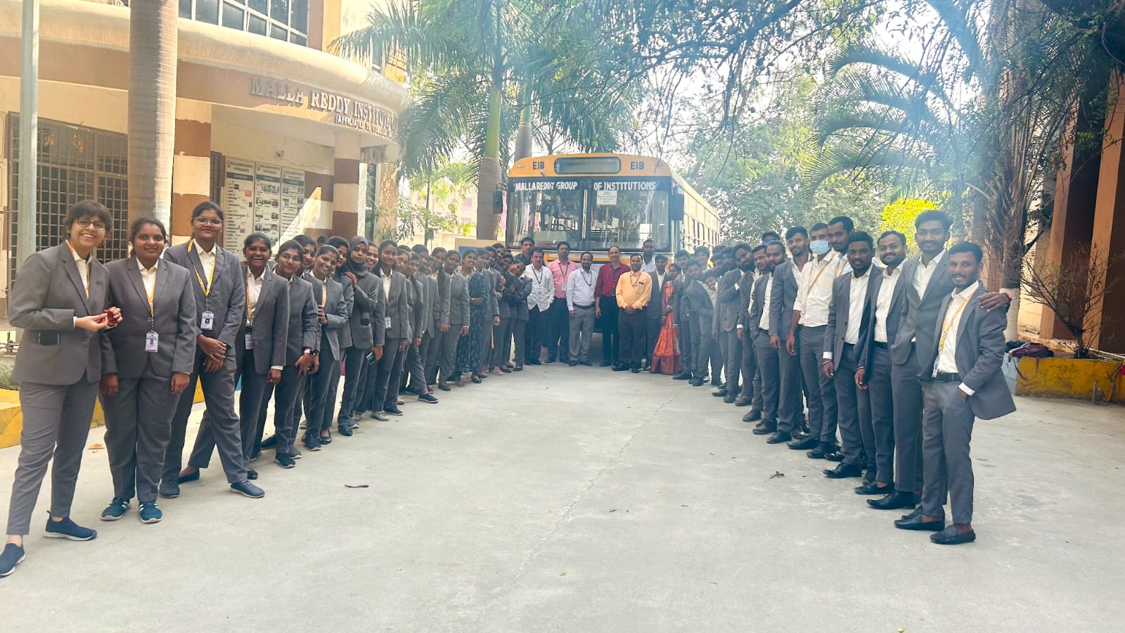 (Sr) COCA -COLA INDUSTRIAL VISIT of 2022 -24 batch on 19.12.2023